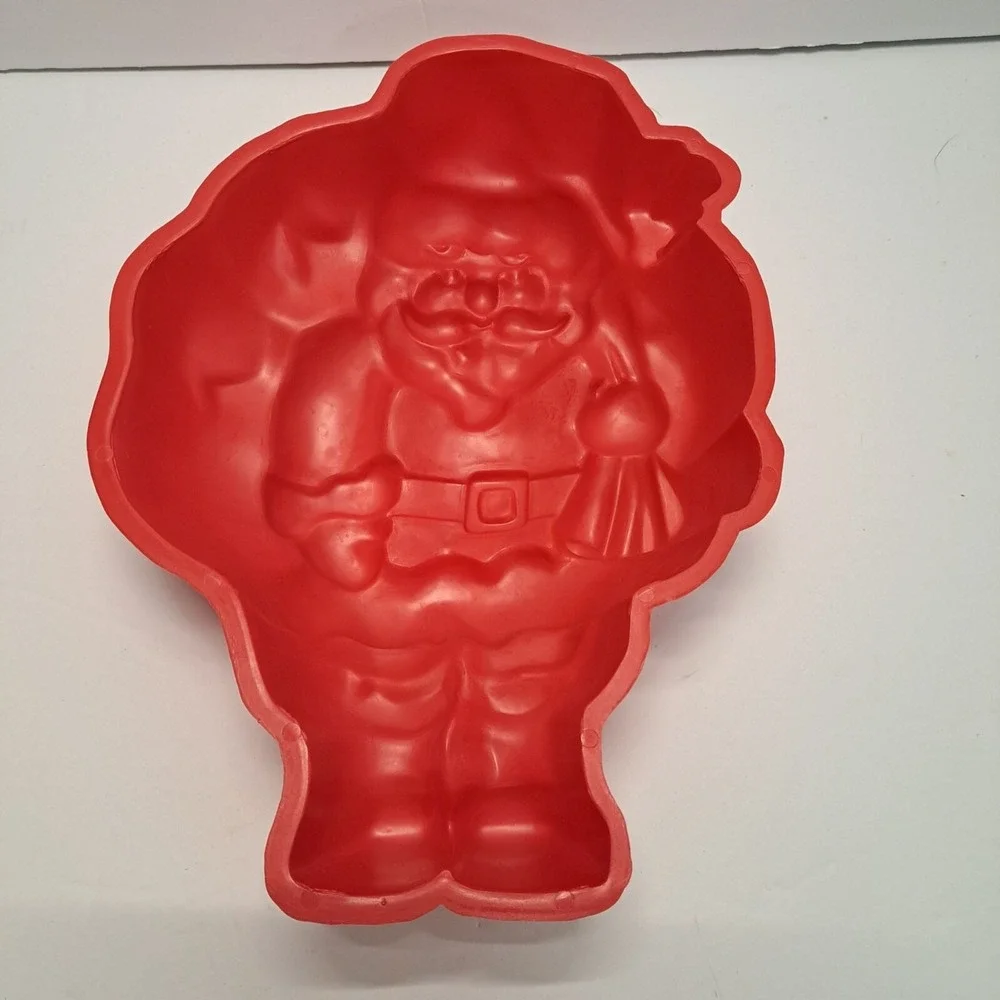Christmas Holiday Entertain Santa Claus Gelatin Mold Plastic Tall Red 11